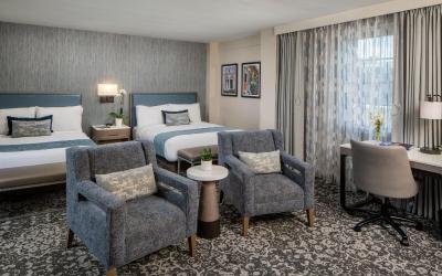  Junior Suite, 2 Queen Beds
