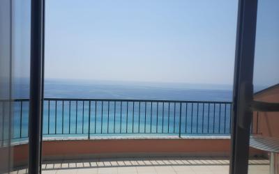 Camera Tripla Deluxe 