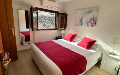 Piccola Camera Matrimoniale/Doppia con Letti Singoli