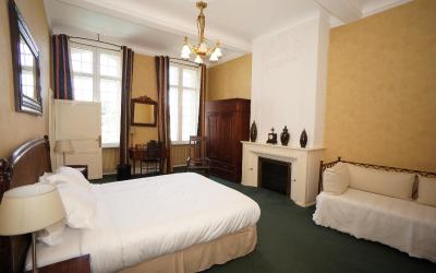 Suite Deluxe Suite Deluxe