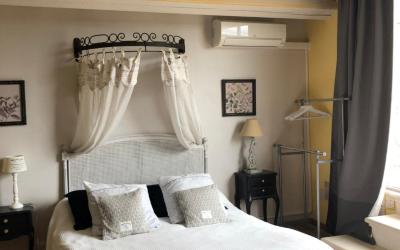 Chambre Double avec Salle de Bains Privative