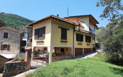 Appartamento con 4 Camere da Letto