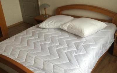 Chambre Double avec Salle de Bains Commune Chambre Double avec Salle de Bains Commune