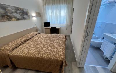 Camera Familiare con Bagno Privato