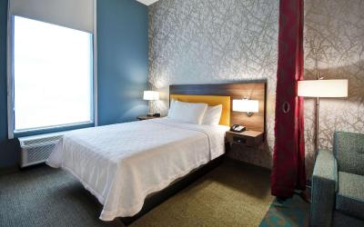 King Studio Suite - Mobility Access/Non-Smoking