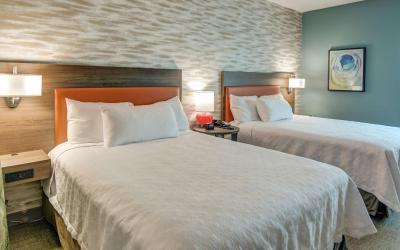 Queen Studio with Two Queen Beds - Mobility Access/Non-Smoking