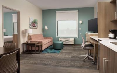 One-Bedroom King Suite - Non-Smoking