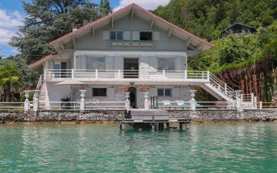 Villa Deluxe Villa Deluxe