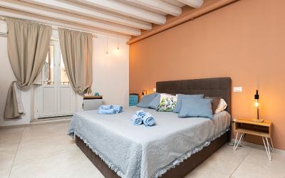 Camera Matrimoniale Superior con Balcone