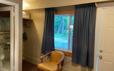 Economy Room (no air conditioning)