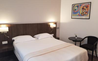 Chambre Supu00e9rieure Lit Queen-Size Chambre Supu00e9rieure Lit Queen-Size