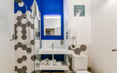 Chambre Lit Queen-Size Chambre Lit Queen-Size