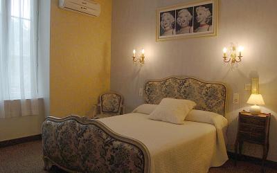 Chambre Double Supu00e9rieure avec Baignoire Spa