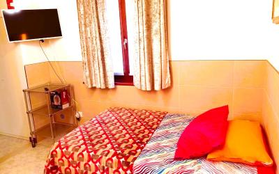 Camera Matrimoniale con Bagno Privato