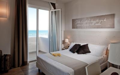 Camera Deluxe Matrimoniale/Doppia con Letti Singoli