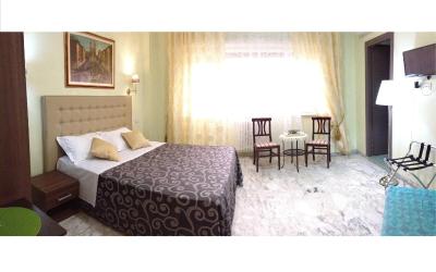 Camera Matrimoniale/Doppia con Letti Singoli