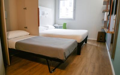 Chambre Triple avec 1 Lit Double et 1 Lit Superposu00e9 Chambre Triple avec 1 Lit Double et 1 Lit Superposu00e9