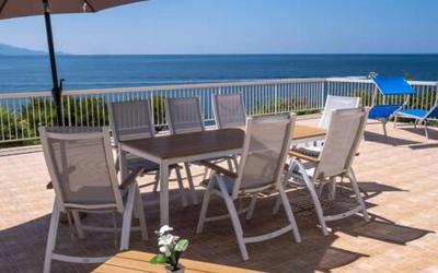 Villa con Vista Mare