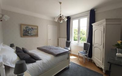 Chambre Triple avec Salle de Bains Privative Chambre Triple avec Salle de Bains Privative