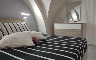 Appartamento con 2 Camere da Letto Appartamento con 2 Camere da Letto