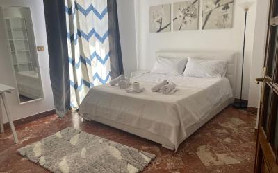 Camera Matrimoniale con Balcone (3 Adulti)