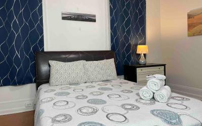 Deluxe Queen Room
