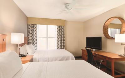 One-Bedroom Suite with Two Double Beds - Non-Smoking