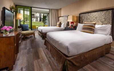 Queen Room with Two Queen Beds and Garden View