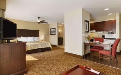 King Room - Disability Access with Bath Tub Non-Smoking