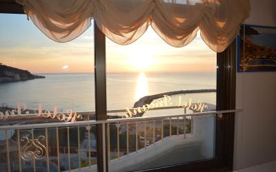 Camera Tripla Standard con Vista Mare