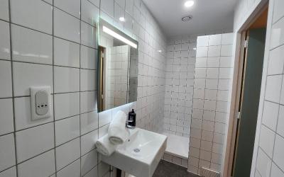 Chambre Double avec Grand Lit Chambre Double avec Grand Lit