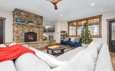 Four-Bedroom Holiday Home