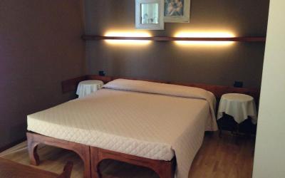 Camera Doppia con Letti Singoli con Bagno Privato 