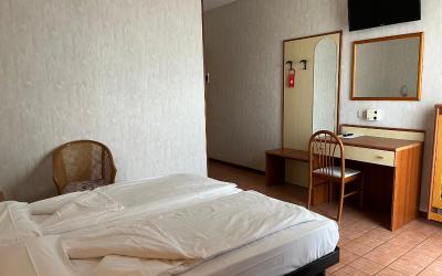 Camera Doppia con Letti Singoli con Bagno Privato 