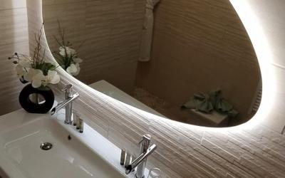 Chambre Lit Queen-Size avec Baignoire Spa Chambre Lit Queen-Size avec Baignoire Spa