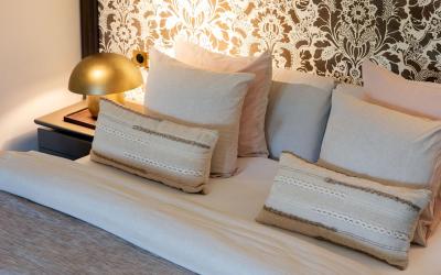Chambre Lit King-Size - Vue sur Piscine Chambre Lit King-Size - Vue sur Piscine
