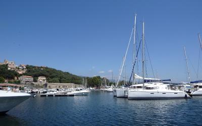 Appartement Supu00e9rieur avec Terrasse Appartement Supu00e9rieur avec Terrasse