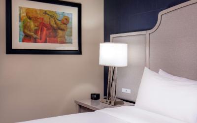 Queen Room with Two Queen Beds and Bath Tub - Mobility Access
