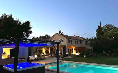 Villa Deluxe
