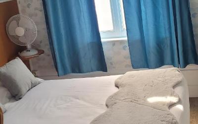 Chambre Double avec Toilettes Communes Chambre Double avec Toilettes Communes