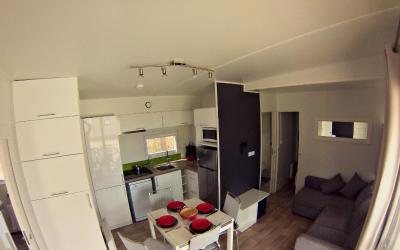 Mobile Home Supu00e9rieur (8 Adultes)