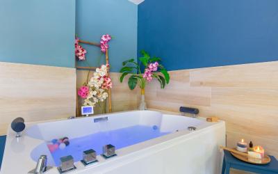Chambre Double avec Baignoire Spa