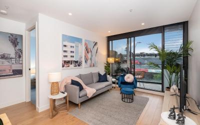 Apartment with Balcony