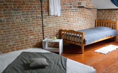 Chambre Triple Standard avec Salle de Bains Privative Chambre Triple Standard avec Salle de Bains Privative