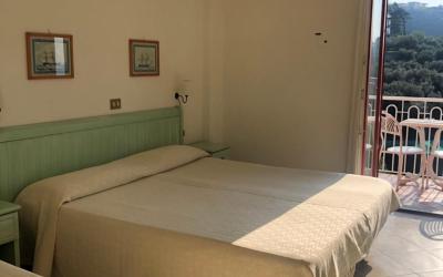 Camera Tripla con Balcone