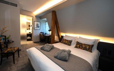 Chambre Queen Classique - Non-Fumeurs