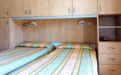 Camera Matrimoniale/Doppia con Letti Singoli con Balcone 