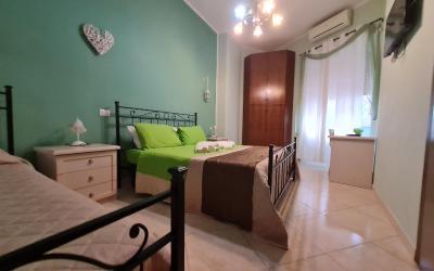 Camera Matrimoniale con Letto Supplementare