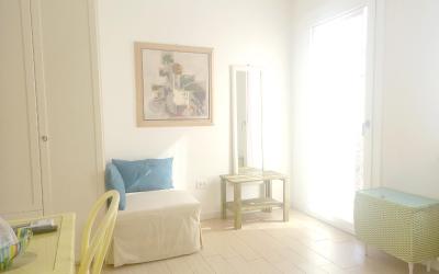 Camera Matrimoniale Deluxe (2 Adulti + 1 Bambino) 