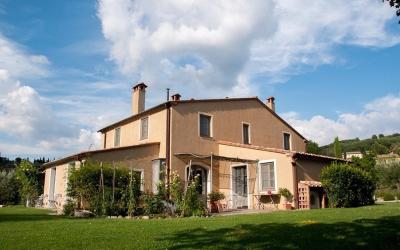 Villa con 7 Camere da Letto - 2 Edifici Separati